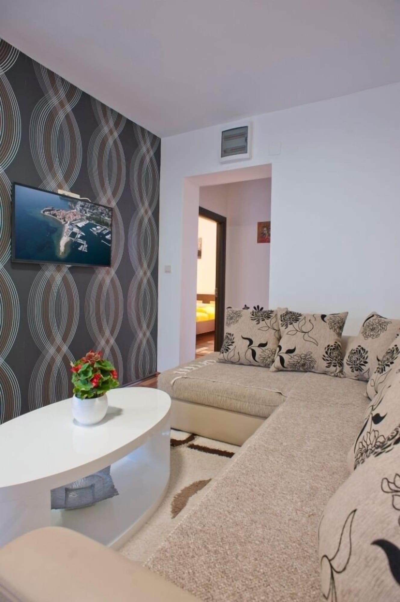 Apartament B&t *