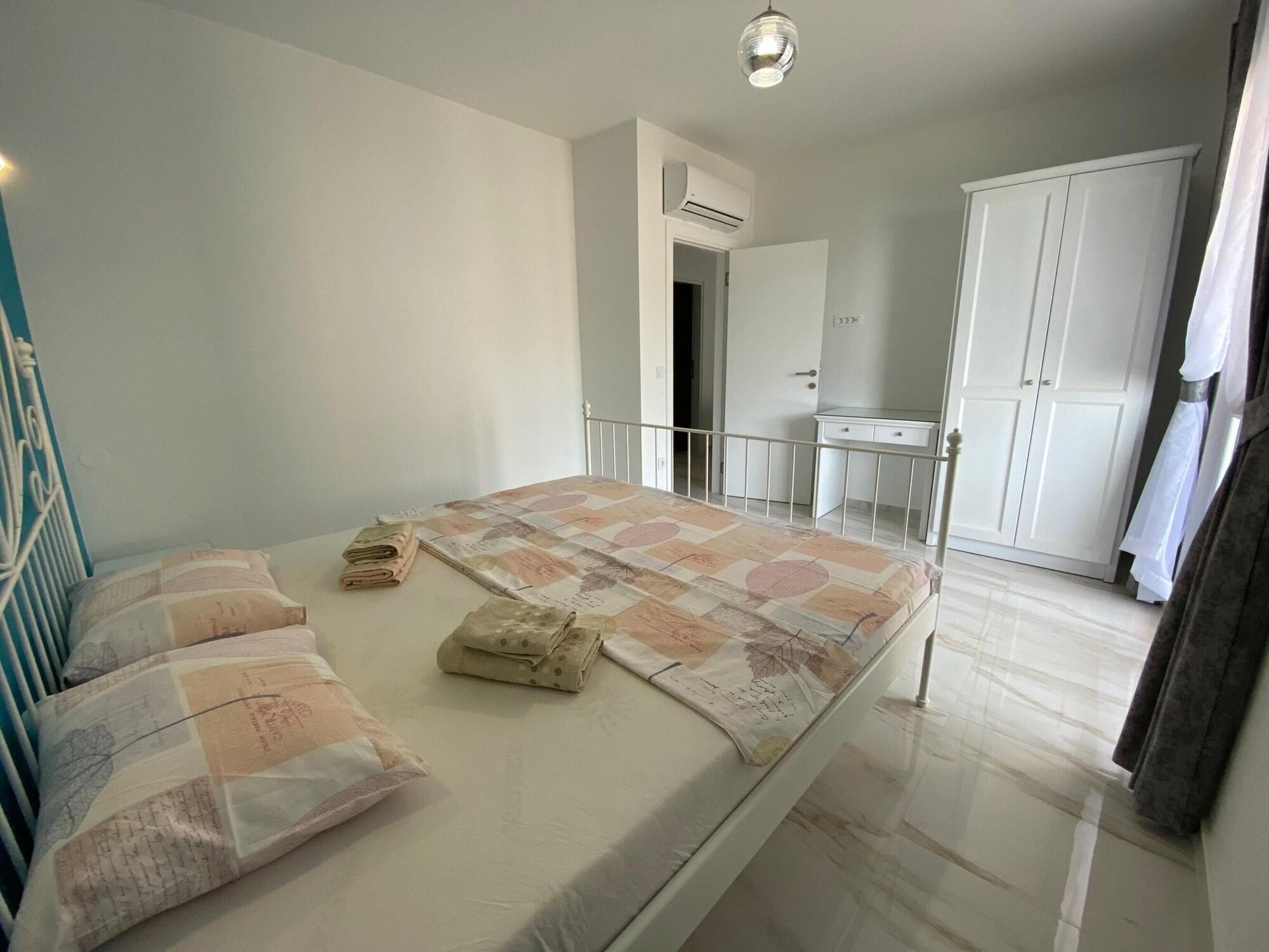 Apartament B&t *