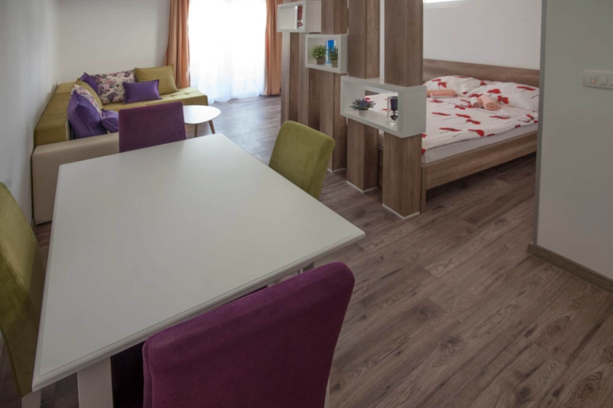 B&t Apartament Budva